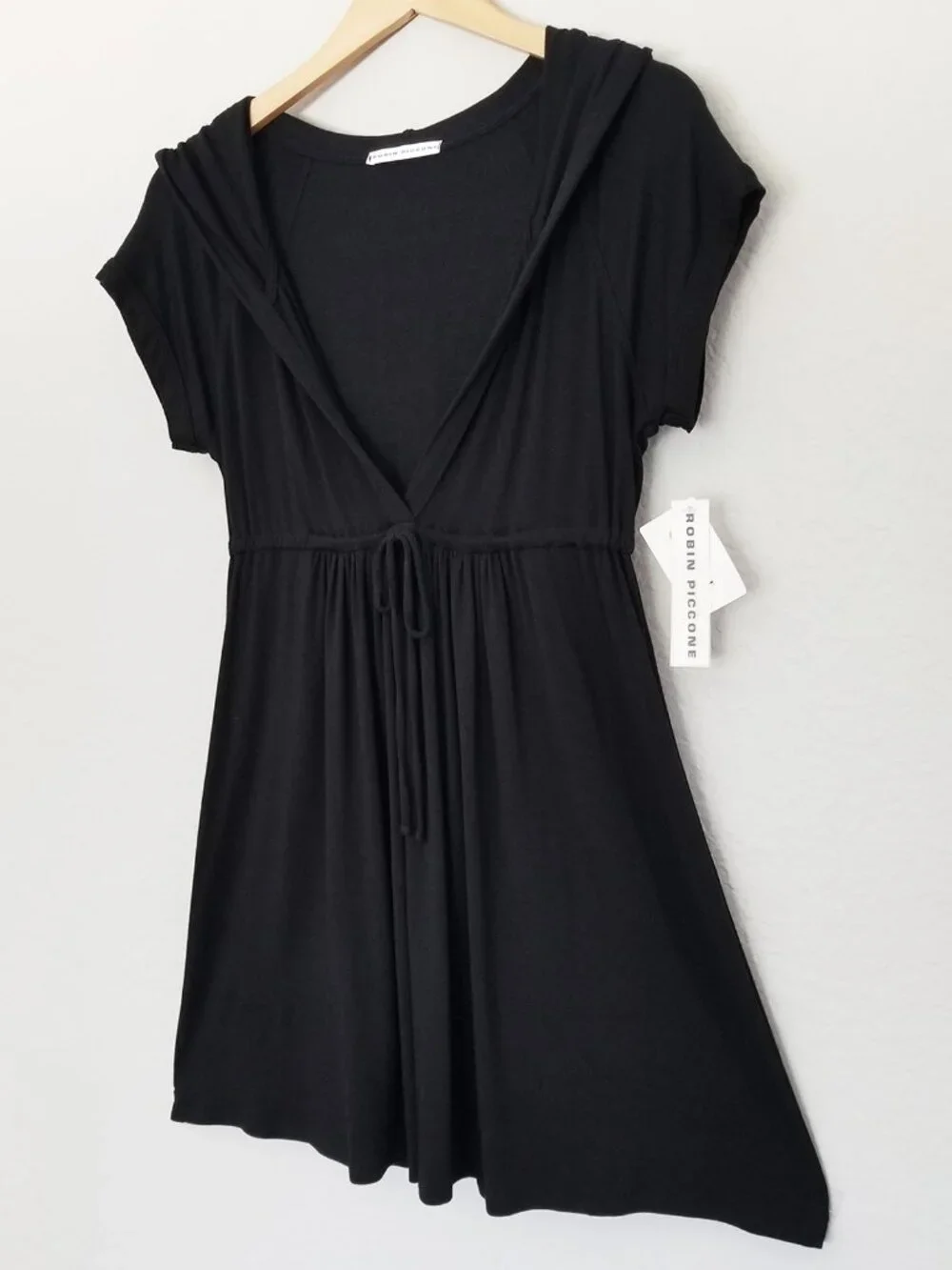 NEW Robin Piccone Black V-Neck Wrap Drawstring Hooded Dress Swim Cover-Up M $125